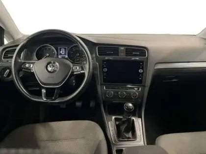 Photo 7 Volkswagen Golf BUSINESS 1.0 TSI 115 BVM6 Confortline