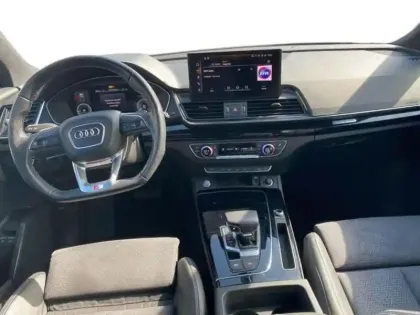 Photo 7 Audi Q5 55 TFSIe 367 S tronic 7 Quattro S line