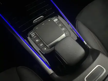 Photo 18 Mercedes GLA 250 e AMG Line