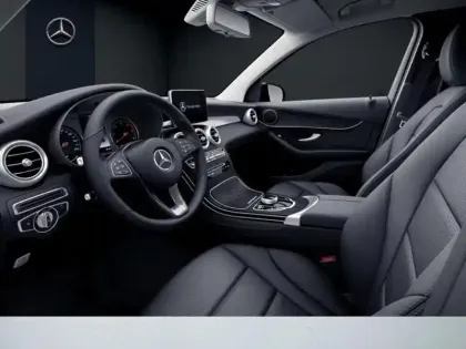 Photo 8 Mercedes Classe GLC GLC 220 d 4MATIC SUV