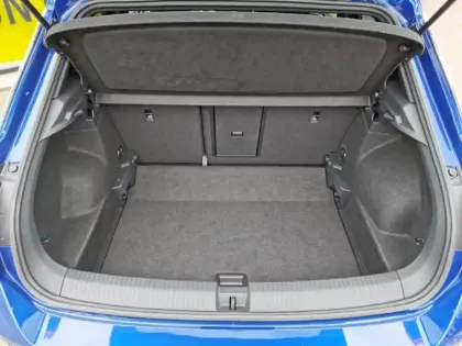 Photo 7 Volkswagen T-roc R-Line 1.5 TSI 150 ch DSG7