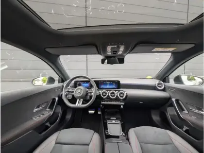 Photo 10 Mercedes Classe A 200 d