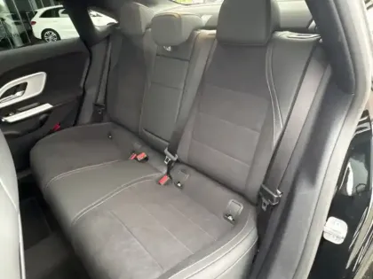 Photo 16 Mercedes CLA 200 AMG Line
