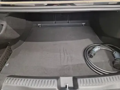Photo 8 Mercedes CLA  350 4MATIC avec technologi