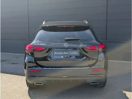 Photo 23 Mercedes GLA 250 e Hybrid EQ 