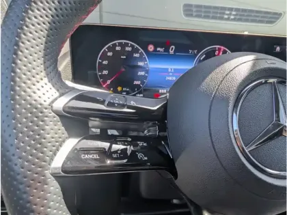 Photo 12 Mercedes GLA 250 e Hybrid EQ 