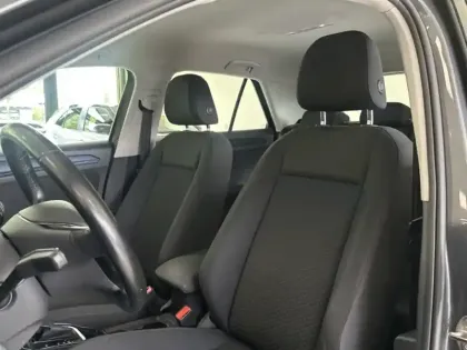 Photo 14 Volkswagen T-roc United ACC Car Play Radar Av+A