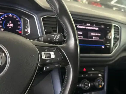 Photo 17 Volkswagen T-roc United ACC Car Play Radar Av+A