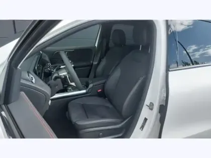 Photo 14 Mercedes GLA 200 d Edition 140