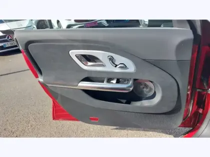 Photo 18 Mercedes CLA  200 HYBRIDE 
