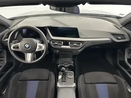 Photo 28 BMW Serie 1 118dA 150ch M Sport + Toit ouvrant + Sièges