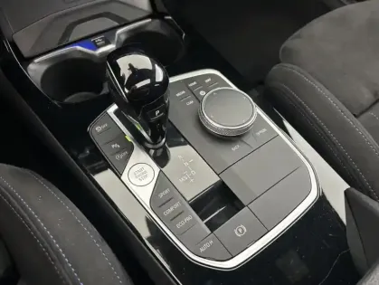 Photo 12 BMW Serie 1 118dA 150ch M Sport + Toit ouvrant + Sièges