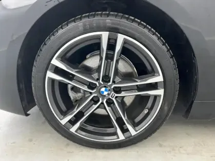 Photo 18 BMW Serie 1 118dA 150ch M Sport + Toit ouvrant + Sièges