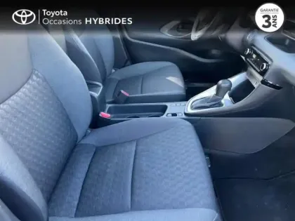 Photo 5 Toyota Yaris  116h Dynamic 5p MY22