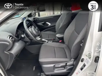 Photo 10 Toyota Yaris  116h Dynamic 5p MC24