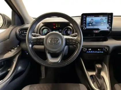 Photo 10 Toyota Yaris  116h Design 5p MY22