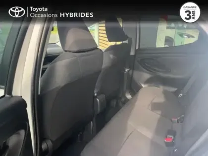 Photo 11 Toyota Yaris  116h Design 5p