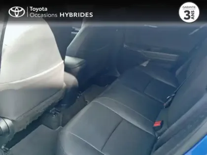 Photo 6 Toyota C-HR  122h Graphic 2WD E-CVT RC18