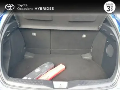 Photo 9 Toyota C-HR  122h Graphic 2WD E-CVT RC18