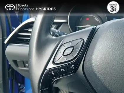 Photo 10 Toyota C-HR  122h Graphic 2WD E-CVT RC18