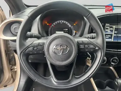 Photo 11 Toyota Aygo  X 1.0 VVT-i 72ch Design S-CVT