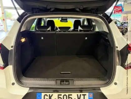 Photo 13 Renault Captur  1.3 TCe mild hybrid 140ch Techno