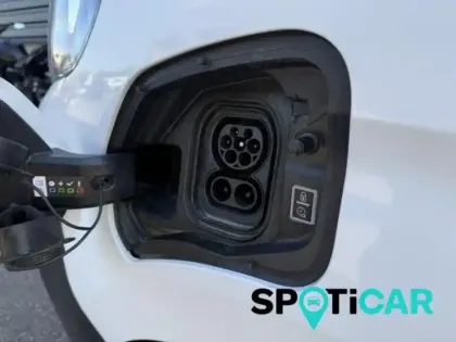 Photo 10 Peugeot Expert  Fg Standard 100 kW batterie 75 kWh Asphalt