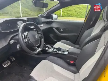 Photo 14 Peugeot 208  e- 136ch GT Pack