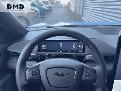 Photo 6 Ford Mustang  Mach-E 294ch Extended Range 91kWh Premium Propulsion