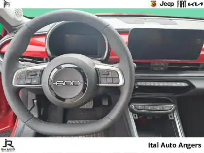 Photo 22 Fiat 600  e 156ch 54kWh Red