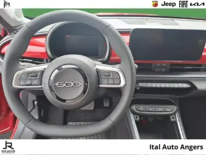 Photo 7 Fiat 600  e 156ch 54kWh Red