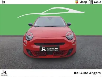 Photo 16 Fiat 600  e 156ch 54kWh Red