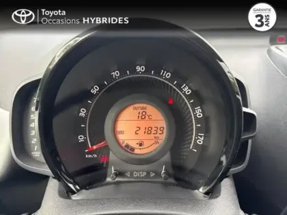 Photo 28 Toyota Aygo  1.0 VVT-i 72ch x-play x-app 5p MC18