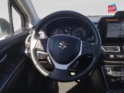 Photo 11 Suzuki S-Cross  1.5 Dualjet Hybrid 115ch Style Auto