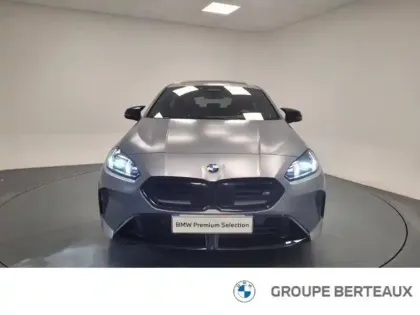 Photo 12 BMW Serie 1 Série 1 M135A xDrive 300ch M Performance