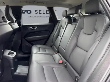 Photo 8 Volvo XC60  T6 Hybride Rechargeable 253 + 145ch Plus Style Dark Geartronic 8 AWD