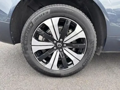Photo 5 Volvo XC60  T6 Hybride Rechargeable 253 + 145ch Plus Style Dark Geartronic 8 AWD