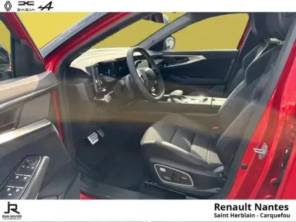 Photo 12 Renault Austral  E-Tech full hybrid 200ch esprit Alpine - 4Control advanced