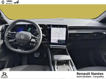 Photo 9 Renault Austral  E-Tech full hybrid 200ch esprit Alpine - 4Control advanced
