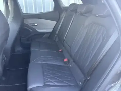 Photo 8 Ford Explorer  286ch Extended Range 77kWh Pack Premium RWD