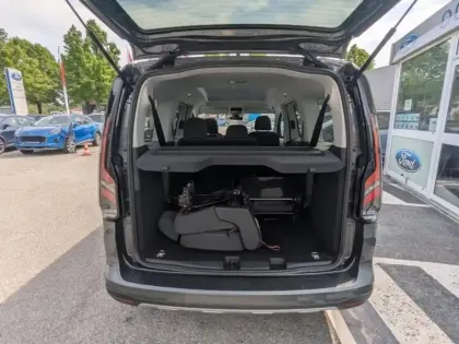 Photo 9 Ford Tourneo Connect Grd  2.0 EcoBlue 122ch Active DSG7