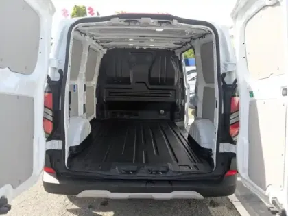 Photo 10 Ford Custom Transit  Fg 320 L1H1 2.0 EcoBlue 170ch Trail 4x4 BVA8 41618 HT