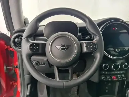 Photo 11 Mini Mini  Cooper 136ch  Edition Camden BVA7