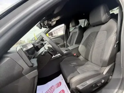 Photo 9 Opel Astra  1.2 Turbo Hybrid 145ch Ultimate e-DCT 6