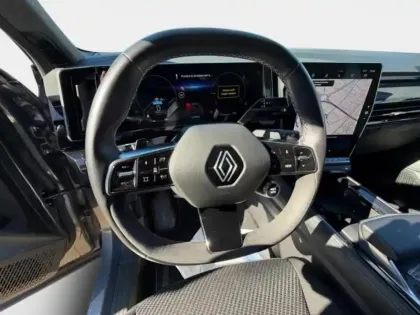Photo 14 Renault Austral  1.2 E-Tech full hybrid 200ch Iconic esprit Alpine