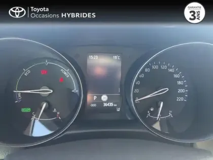 Photo 13 Toyota C-HR  2.0 Hybride 184ch Design Ultimate E-CVT