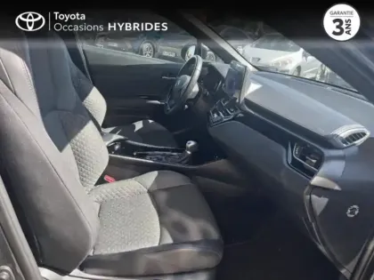 Photo 5 Toyota C-HR  2.0 Hybride 184ch Design Ultimate E-CVT