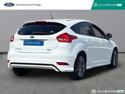 Photo 11 Ford Focus  1.0 EcoBoost 125ch Stop&Start ST Line