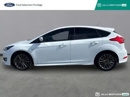 Photo 12 Ford Focus  1.0 EcoBoost 125ch Stop&Start ST Line