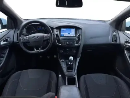 Photo 13 Ford Focus  1.0 EcoBoost 125ch Stop&Start ST Line